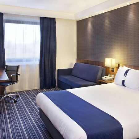 Holiday Inn Express Tamworth By Ihg Zewnętrze zdjęcie