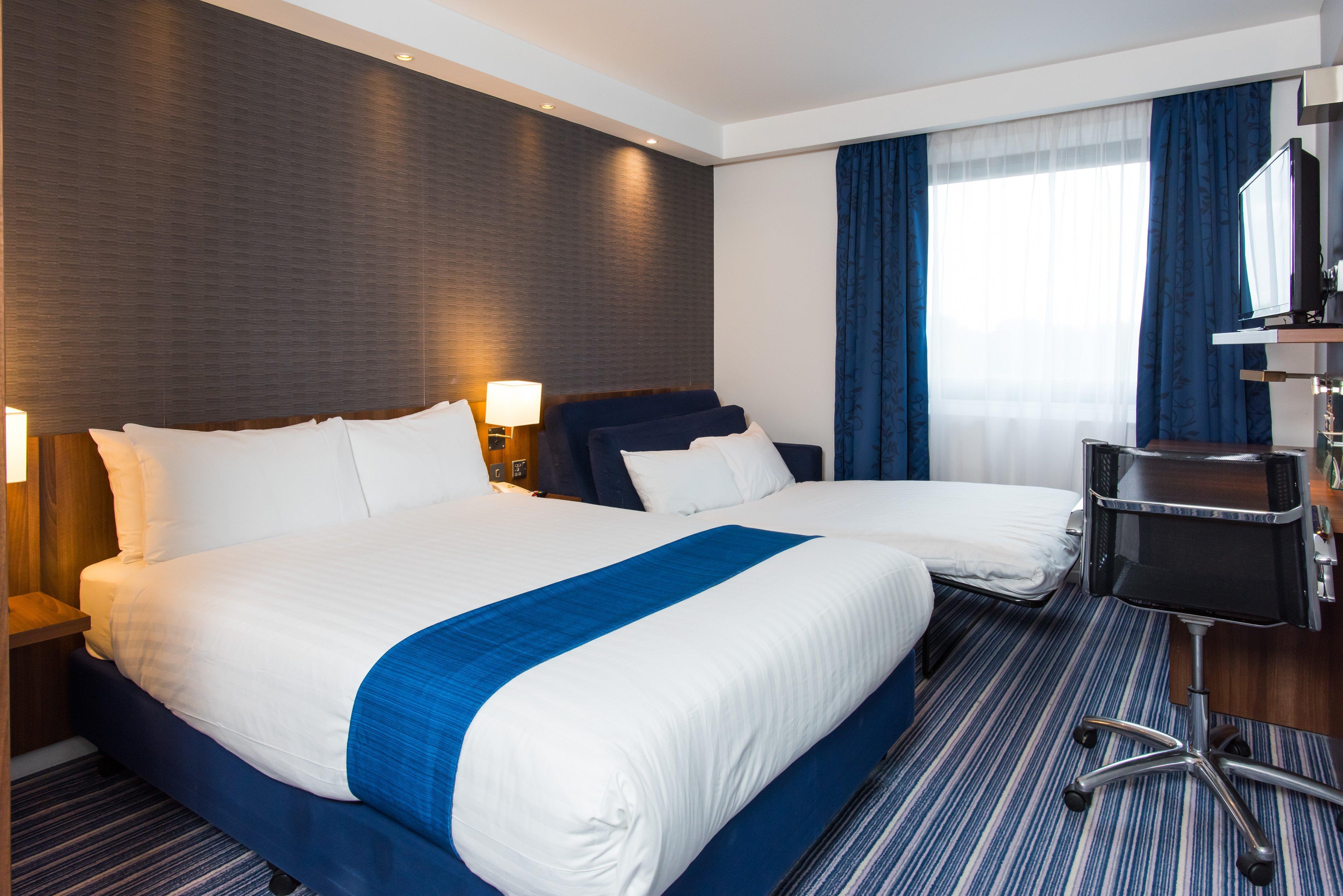 Holiday Inn Express Tamworth By Ihg Zewnętrze zdjęcie