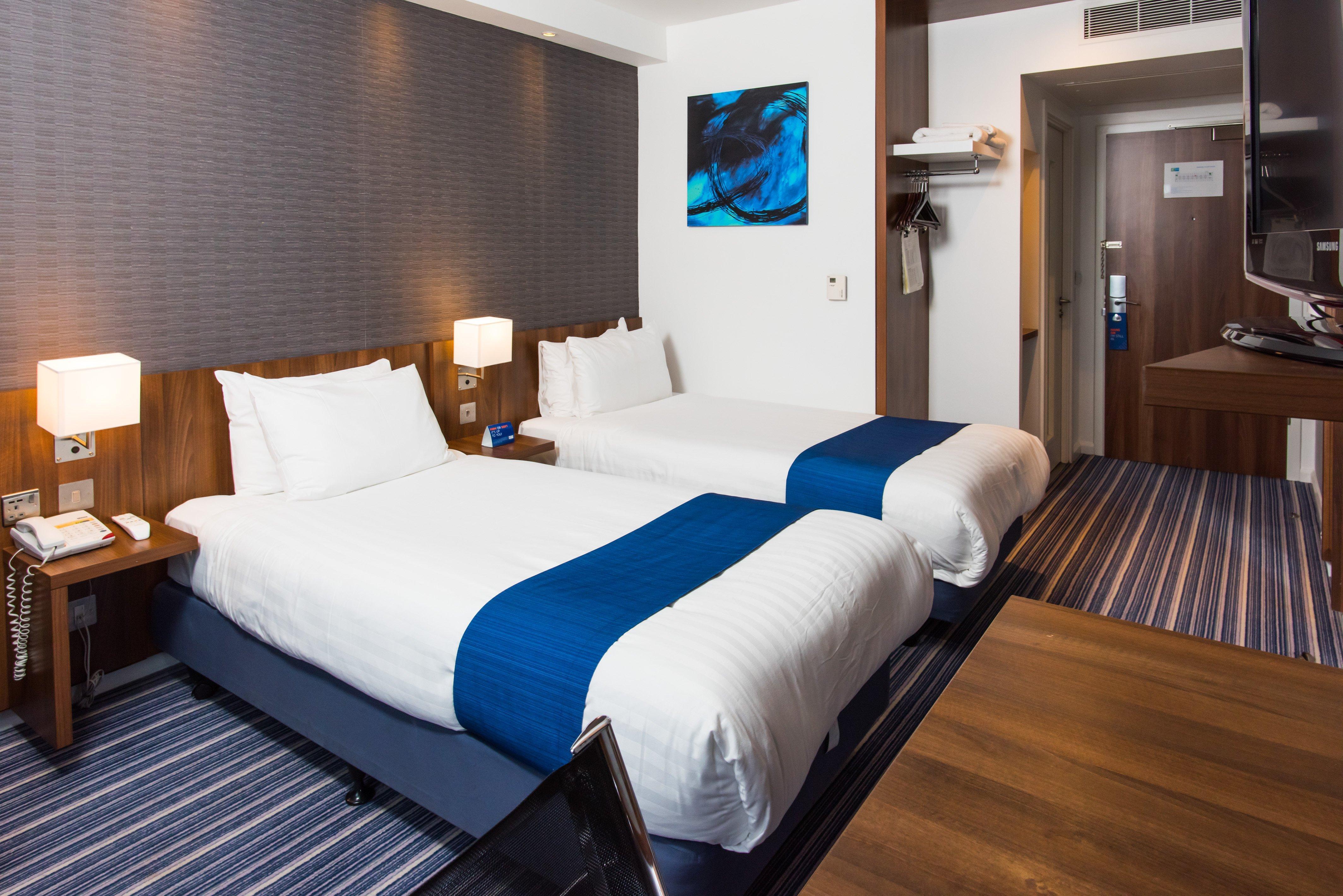 Holiday Inn Express Tamworth By Ihg Zewnętrze zdjęcie