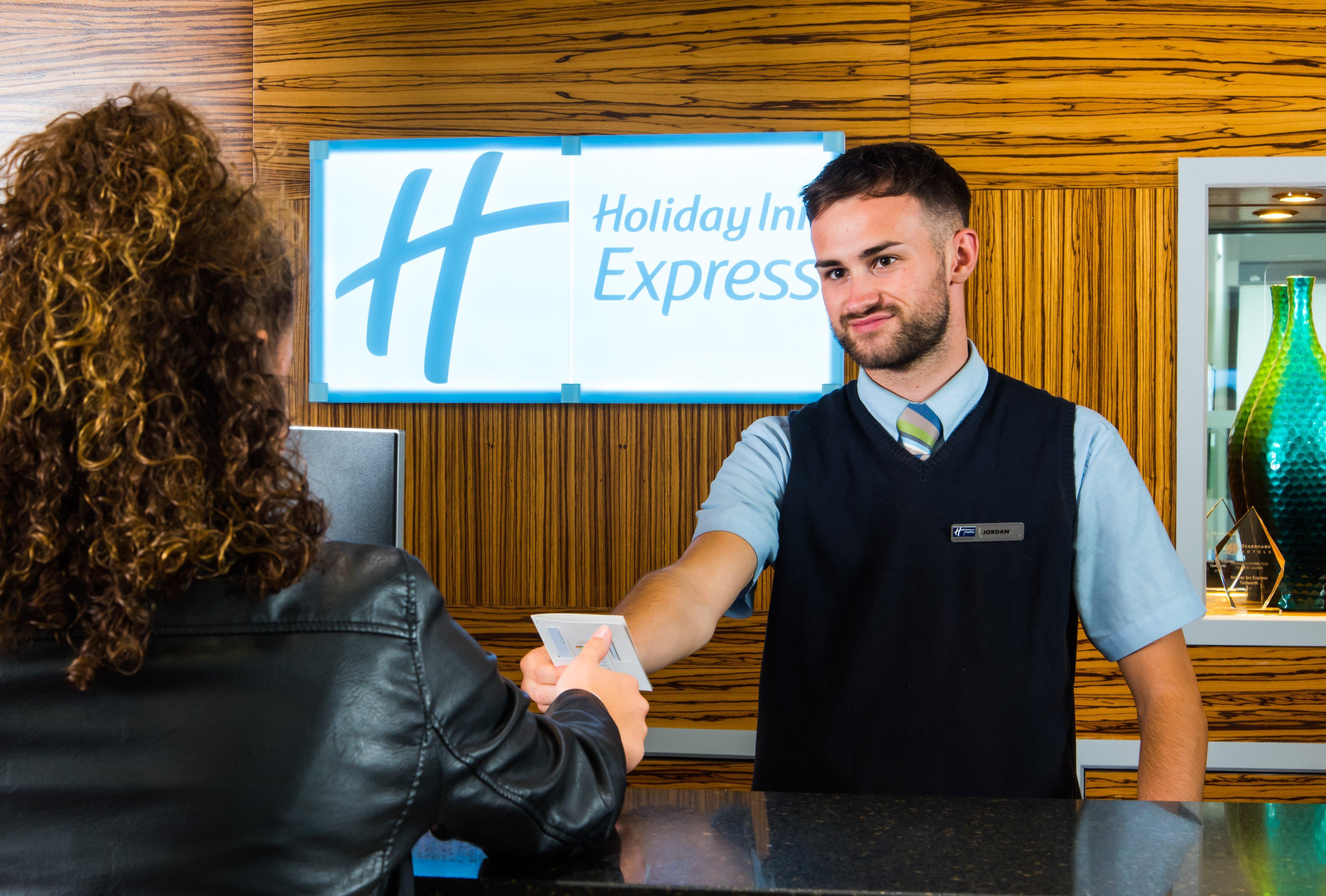 Holiday Inn Express Tamworth By Ihg Zewnętrze zdjęcie
