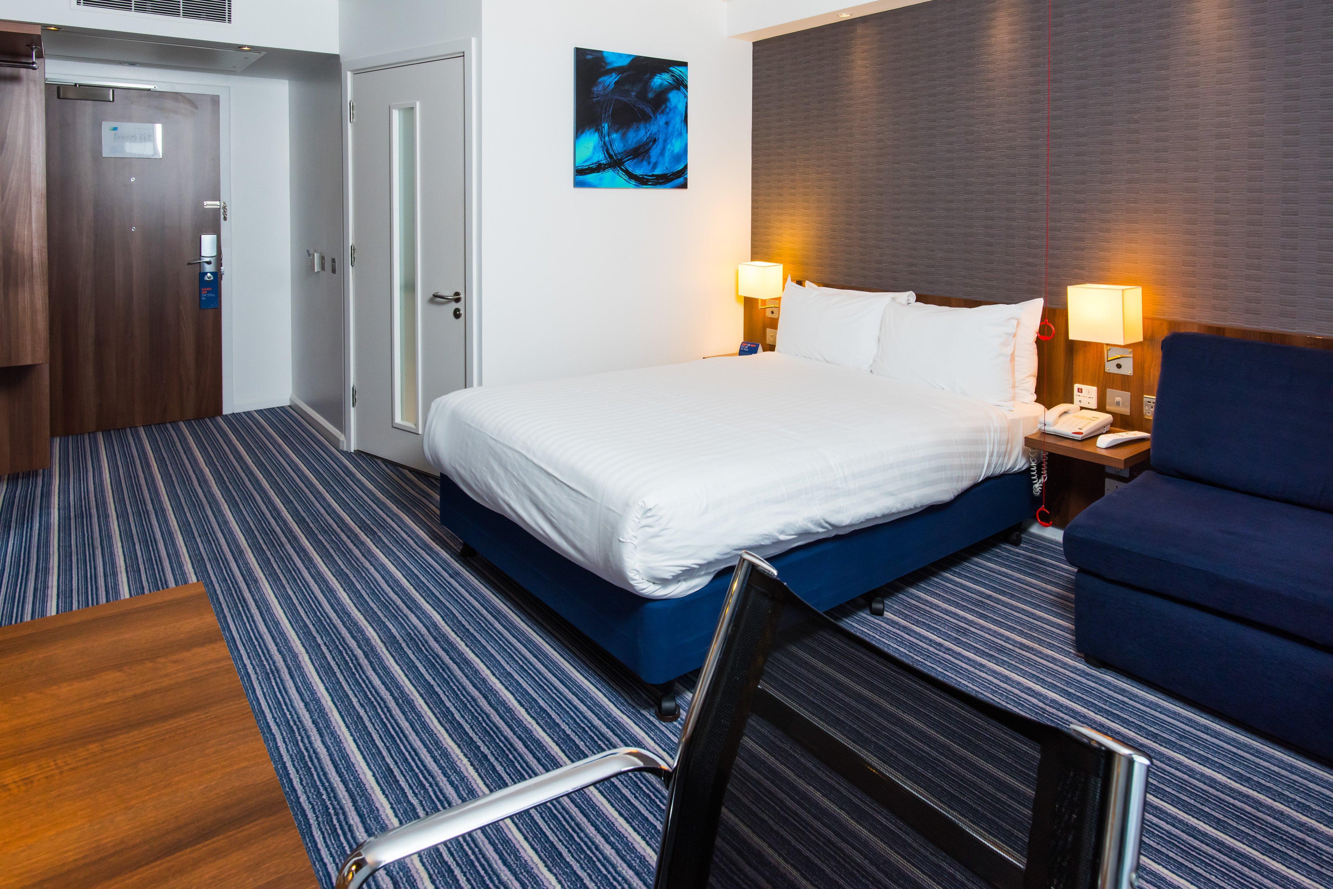 Holiday Inn Express Tamworth By Ihg Zewnętrze zdjęcie