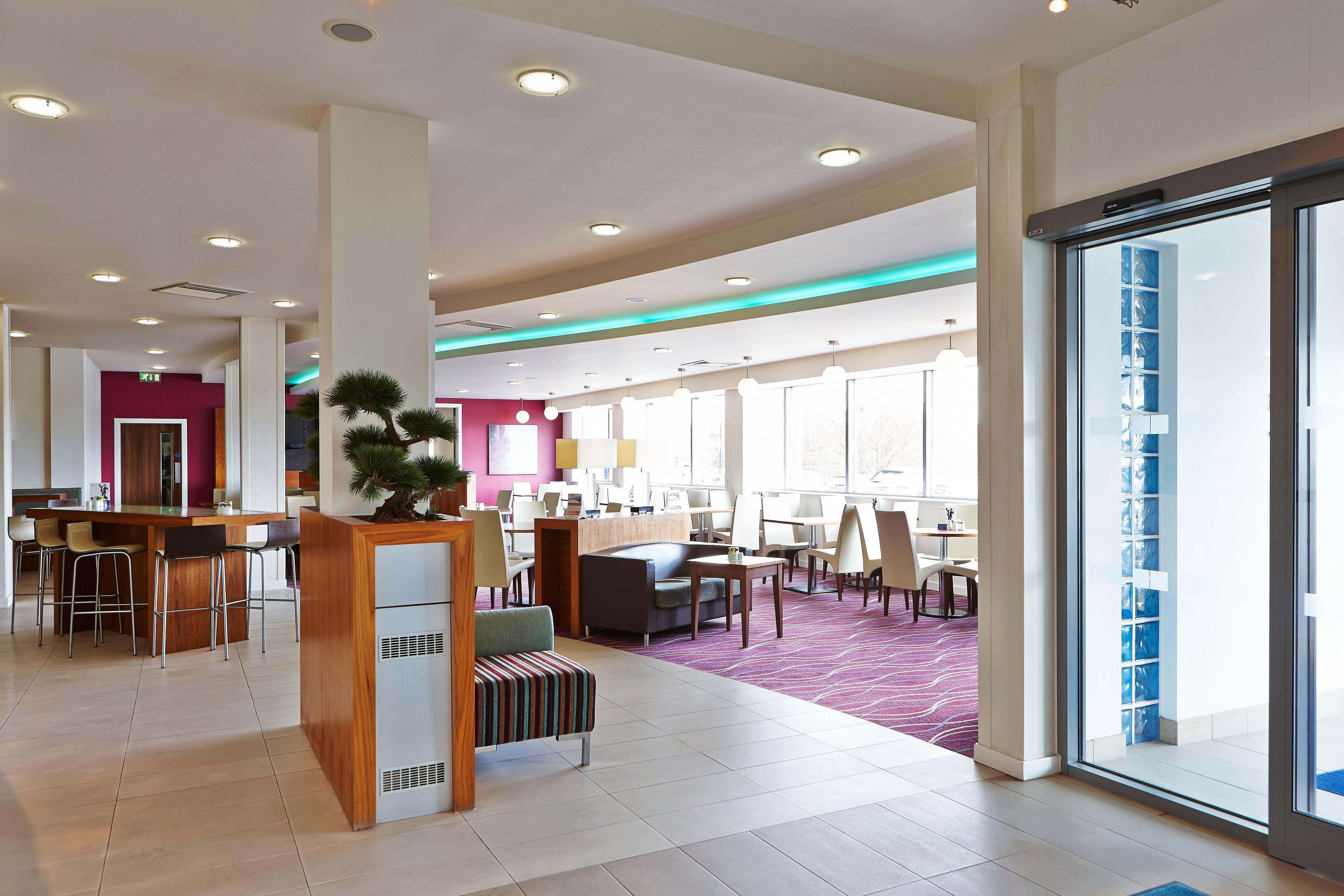 Holiday Inn Express Tamworth By Ihg Zewnętrze zdjęcie
