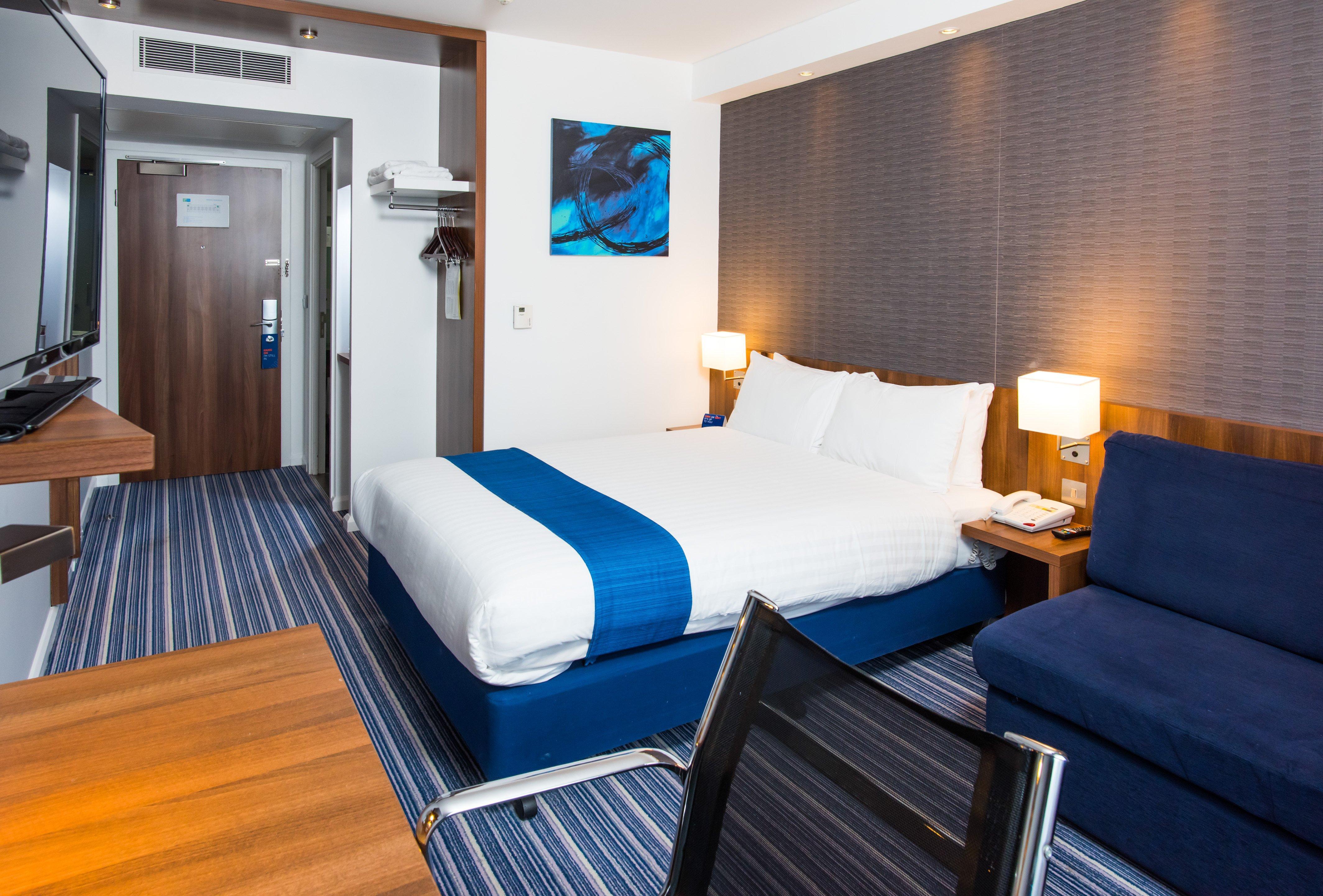 Holiday Inn Express Tamworth By Ihg Zewnętrze zdjęcie