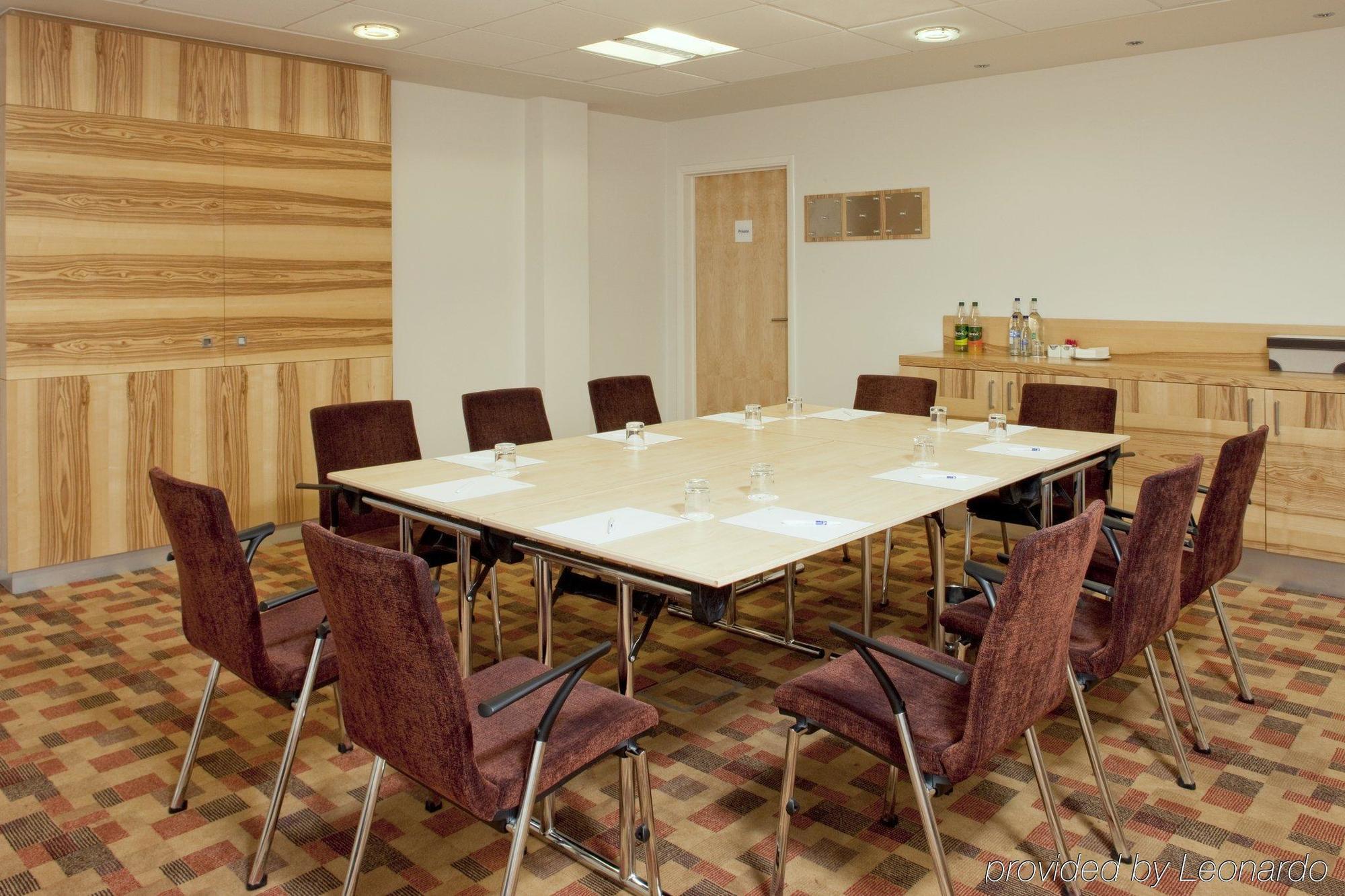 Holiday Inn Express Tamworth By Ihg Udogodnienia zdjęcie